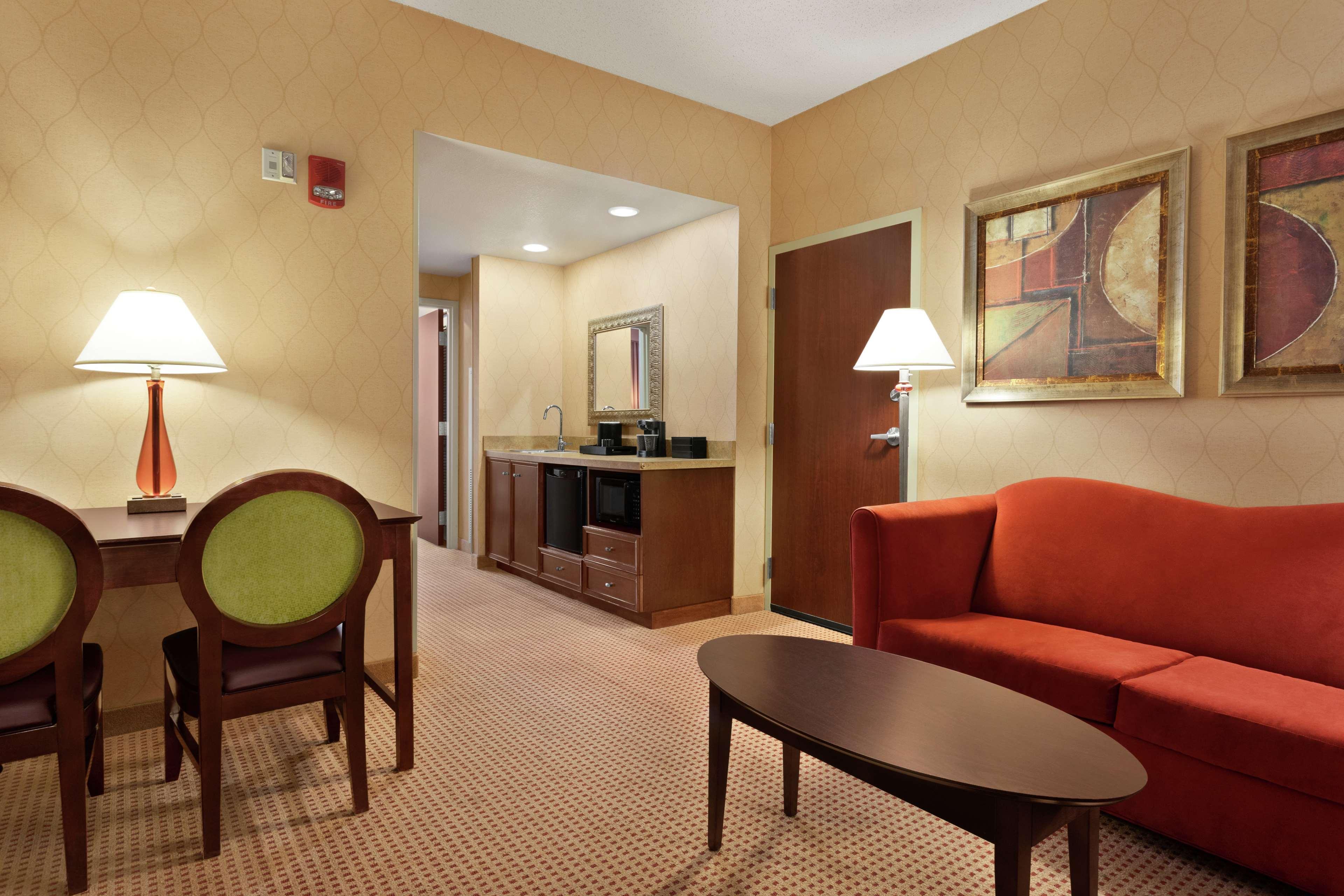 Embassy Suites Huntsville Ngoại thất bức ảnh