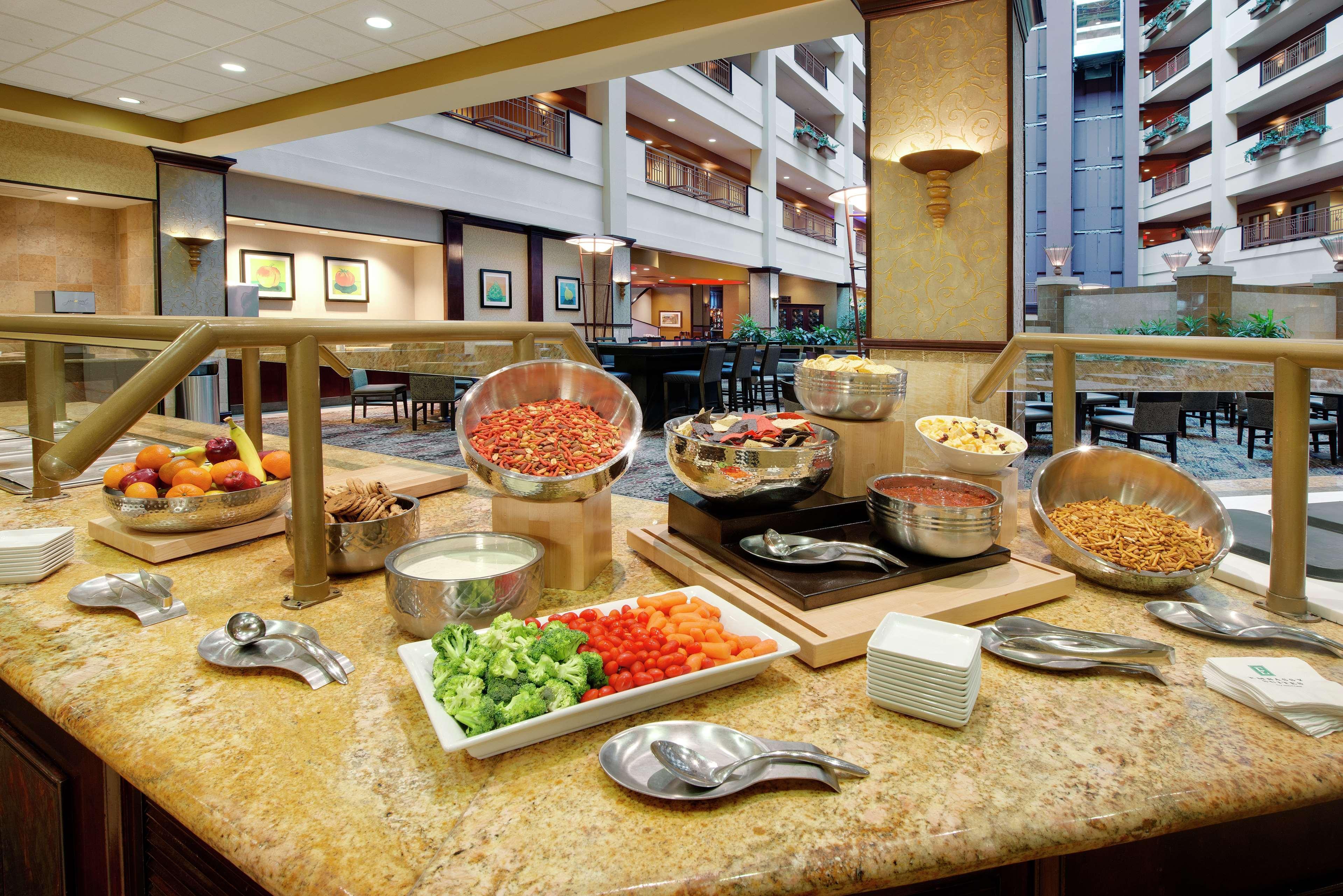Embassy Suites Huntsville Ngoại thất bức ảnh