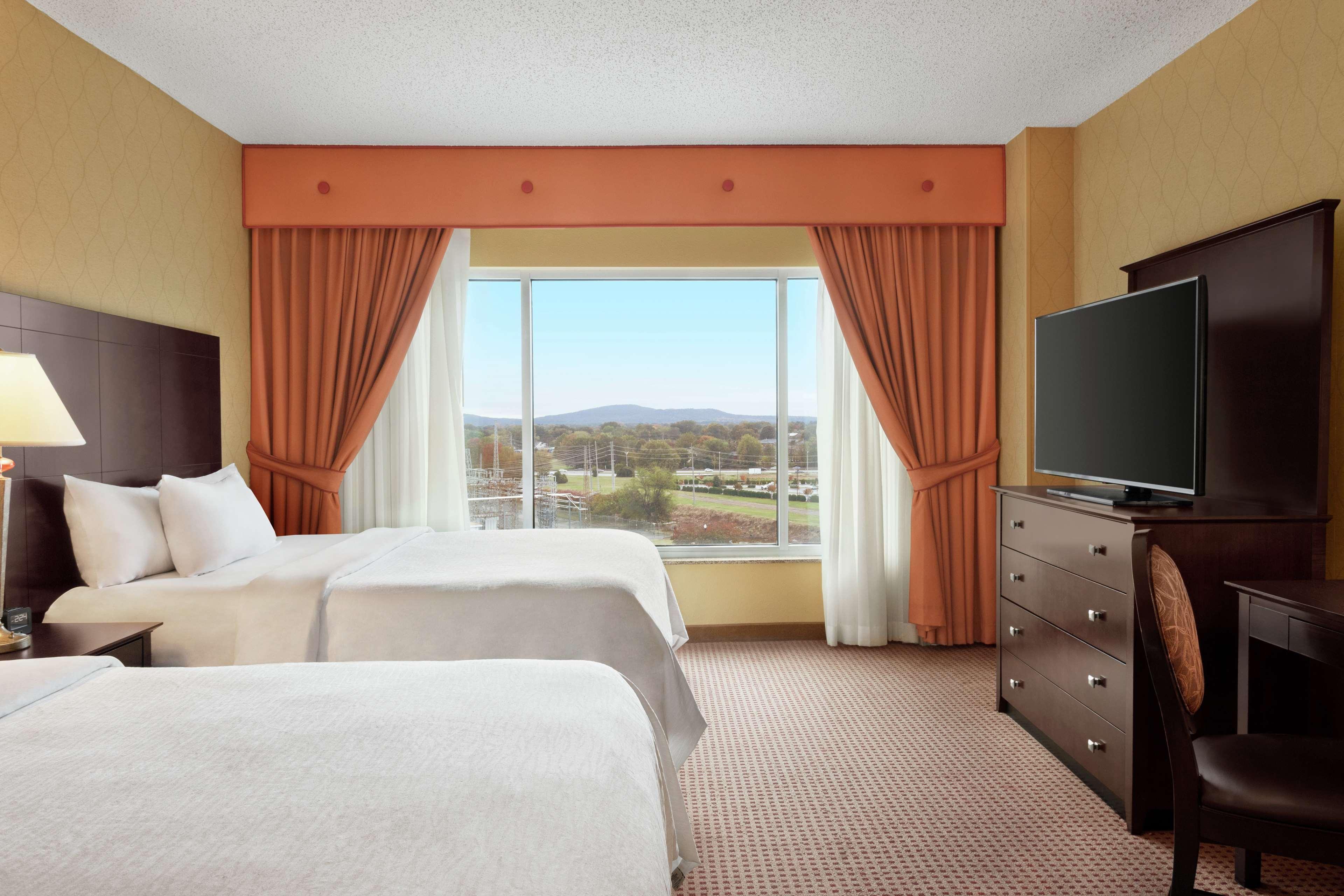 Embassy Suites Huntsville Ngoại thất bức ảnh