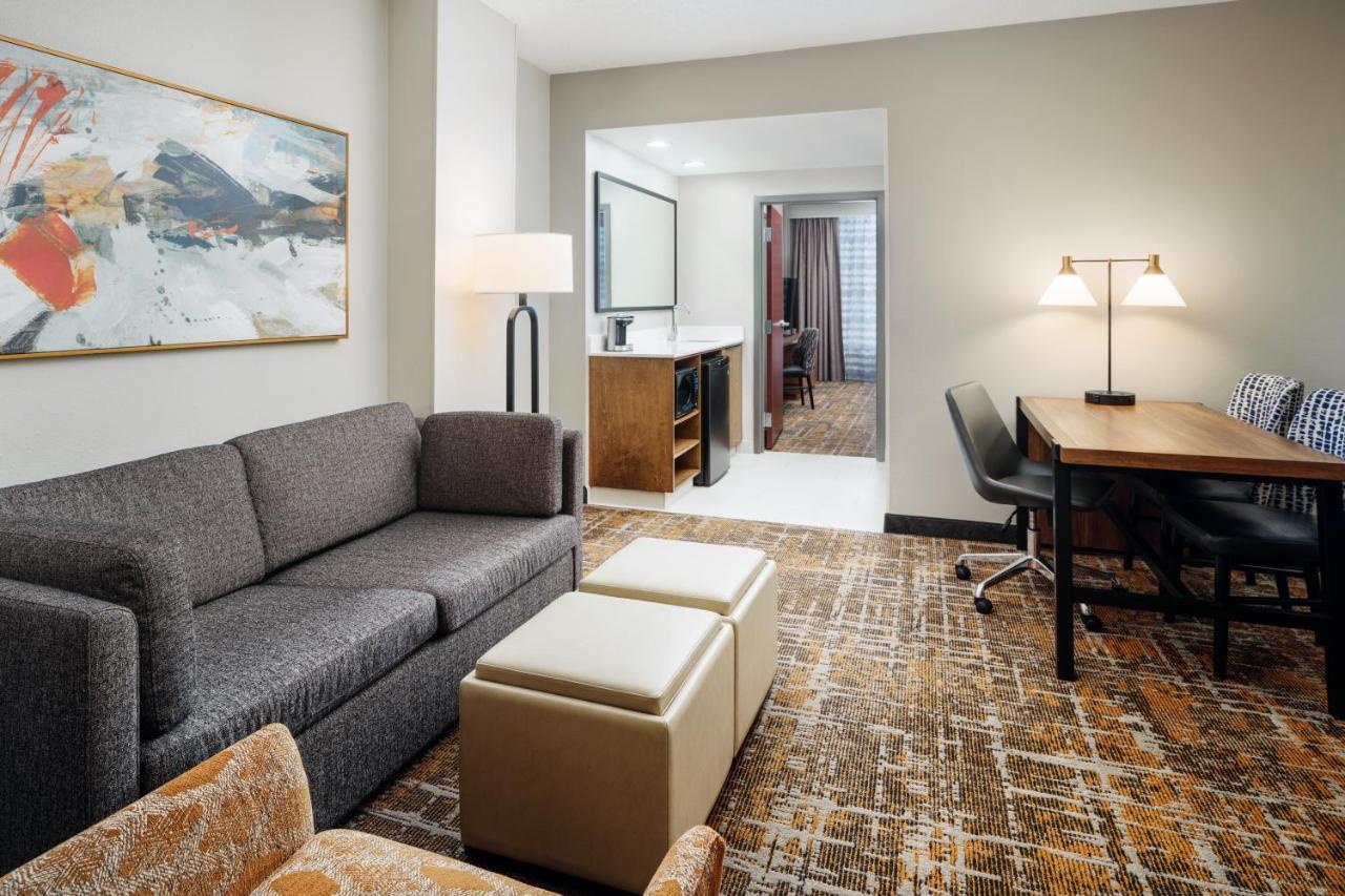Embassy Suites Huntsville Ngoại thất bức ảnh