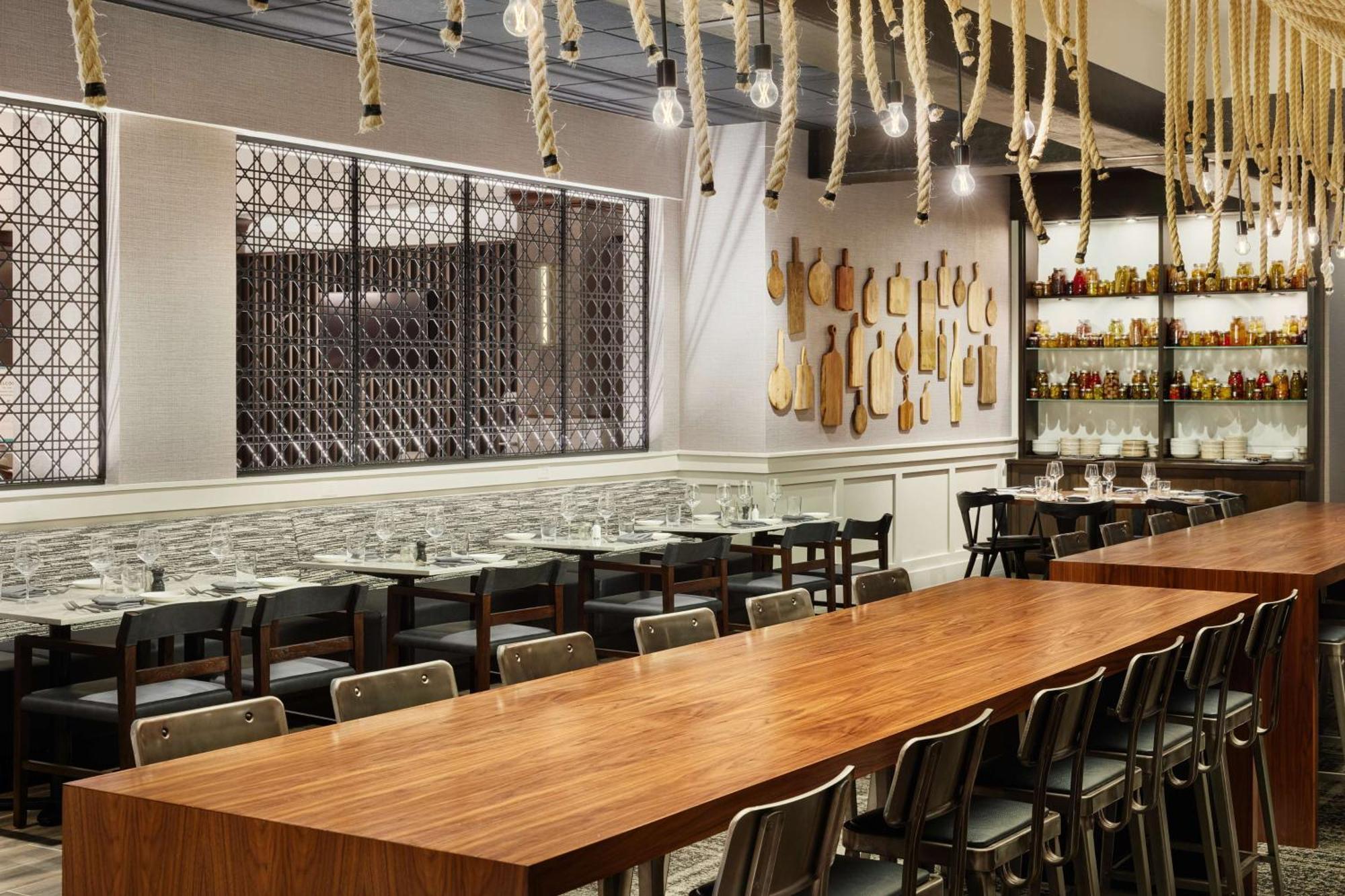 Embassy Suites Huntsville Ngoại thất bức ảnh