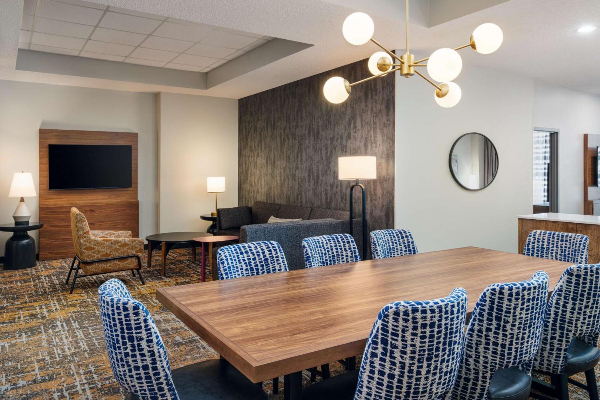 Embassy Suites Huntsville Ngoại thất bức ảnh