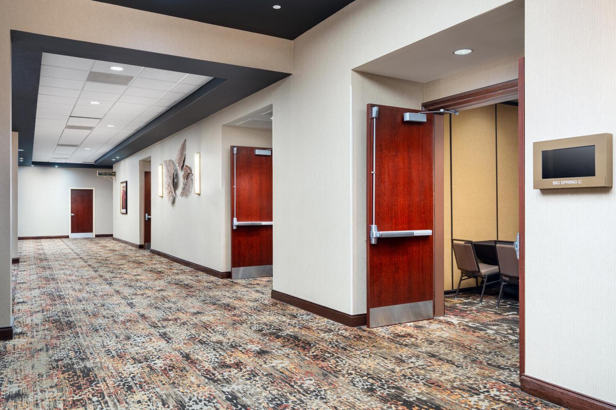 Embassy Suites Huntsville Ngoại thất bức ảnh